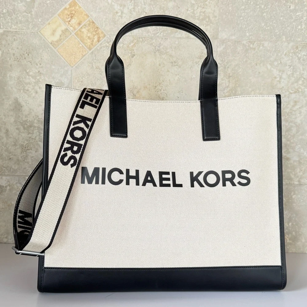 Michael Kors Cooper XL Commuter Structure d Tote Shoulder Bag Natural/Black